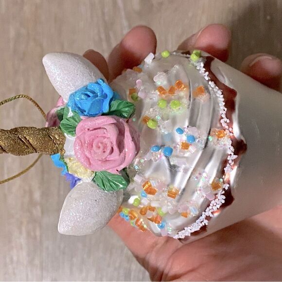 White Unicorn Face CupCake sprinkle Christmas holiday Ornament Blown Glass 4.5” - Picture 3 of 8